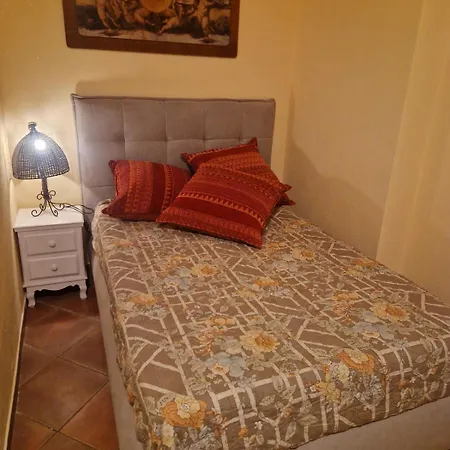 Colle Degli Ulivi Con Piscina E Sguardo Sul Mare Tatil Evi