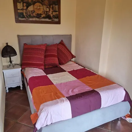 In Campagna Con Piscina E Sguardo Sul Mare Holiday home *