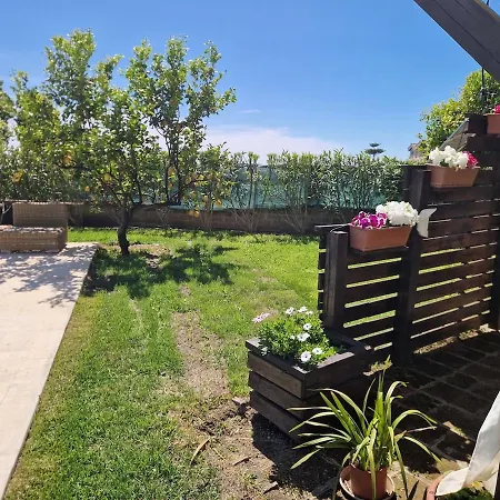 In Campagna Con Piscina E Sguardo Sul Mare Holiday home