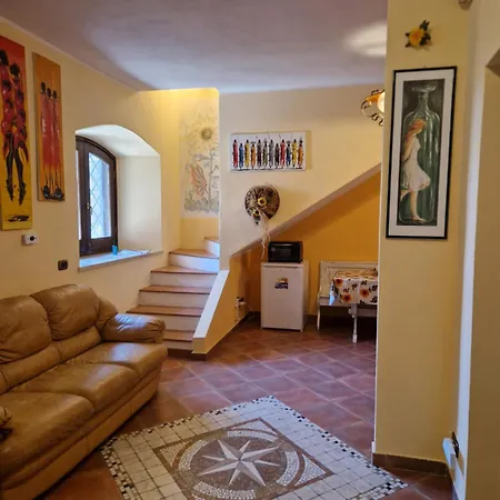 Holiday home In Campagna Con Piscina E Sguardo Sul Mare
